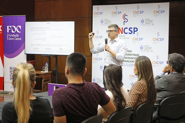 La CNCSP impulsa la profesionalización de empresas familiares y el uso de datos estratégicos para el crecimiento económico